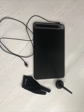 Q620m Huion Drawing Tablet