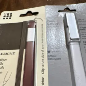 Nwp-f10 Moleskine Smart Pen With Extras Water Damage For Parts #3 Nwp-f10 Moleskine Smart Pen With Extras Water Damage For Parts #3