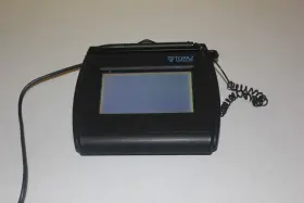 T-lbk75ose-bhsb-r Topaz Systems Black Sig Pad Model T-lbk75ose-bhsb-r. Read Description