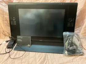 Cintiq24hd Wacom Cintiq 24 Inch Hd Graphic Monitor - Black Including Adapter