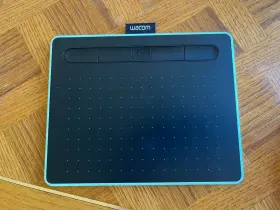 Wacom Ctl4100wlk0 Intuos Small Wireless Drawing Graphics Tablet - Pistachio No Pen