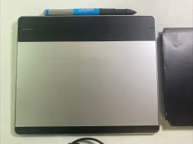 Ctl-480 Wacom Ctl480 Intuos Small Creative Pen Tablet With Manual #2 Ctl-480 Wacom Ctl480 Intuos Small Creative Pen Tablet With Manual #2