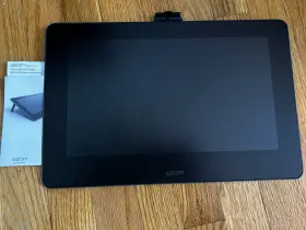 Dth1320ak0 Wacom Cintiq Pro 13 Inch Creative Pen And Touch Display Dth1320ak0 Wacom Cintiq Pro 13 Inch Creative Pen And Touch Display