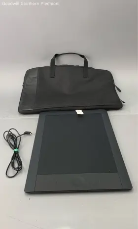 Pth-80 Wacom Intuos Pro Graphic Tablet With Cable No Stylus - Untested
