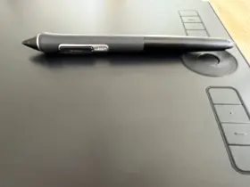 Pth860 Wacom Intuos Pro Creative Pen Tablet - #2 Pth860 Wacom Intuos Pro Creative Pen Tablet - #2