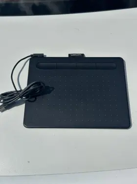 Uctl4100wle0 Wacom No Pen Intuos Small Bluetooth Graphics Tablet - Black