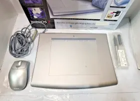 Xd-0608-u Wacom Intuos 2 Platinum 6x8 Graphics Drawing Tablet With Grip Pen And Mouse #3 Xd-0608-u Wacom Intuos 2 Platinum 6x8 Graphics Drawing Tablet With Grip Pen And Mouse #3