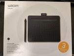 Wacom Intuos Wireless Graphic Tablet CTL-4100/K0-AA, 3 Bonus Software. Fixed Price $40.00.