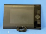 Wacom PTK-640 Black INTUOS4 Medium Pen Tablet. Fixed Price $54.99.