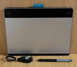 Wacom CTH-680 Intuos Medium Creative Pen & Touch Tablet Very Good. Fixed Price $64.00.