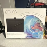 Wacom Intuos Art Graphics Tablet Pen & Touch. Fixed Price $39.00.