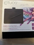 Wacom Intuos Comic Digital Art Creative Pen And Touch Tablet CTH-490CK. Fixed Price $40.00.